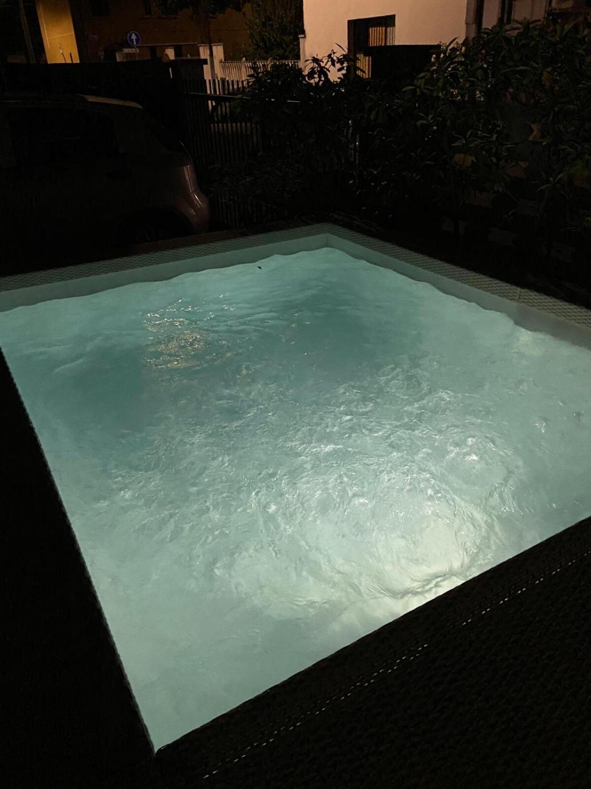 Jacuzzi & Relax - Casa Indipendente 20Min Da Milano Villa Zelo Buon Persico Kültér fotó